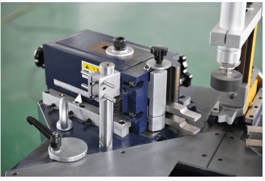Door & Window Processing Equipment Spinel160 - thumbnail 3
