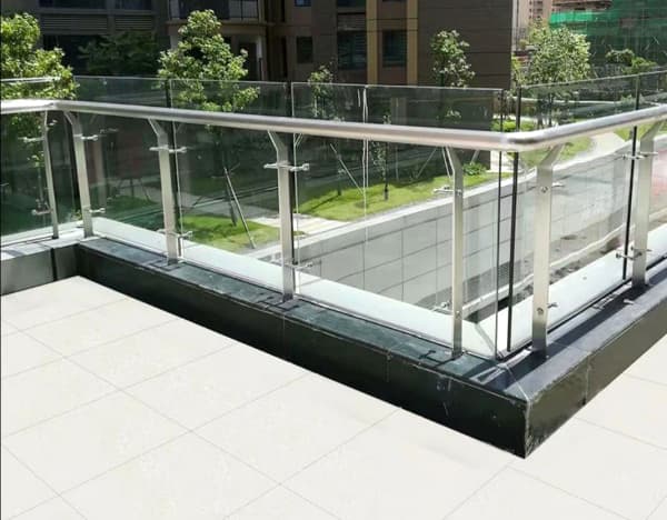 Railings & Louvers HSBXGBLYT206