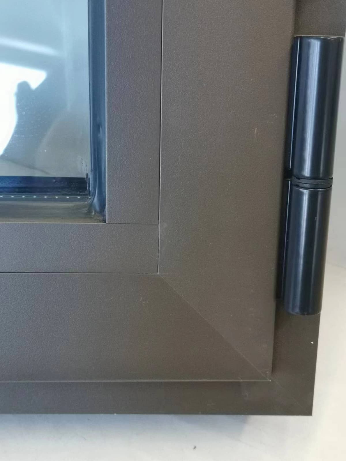 HG Aluminium Doors & Windows 65 - thumbnail 2