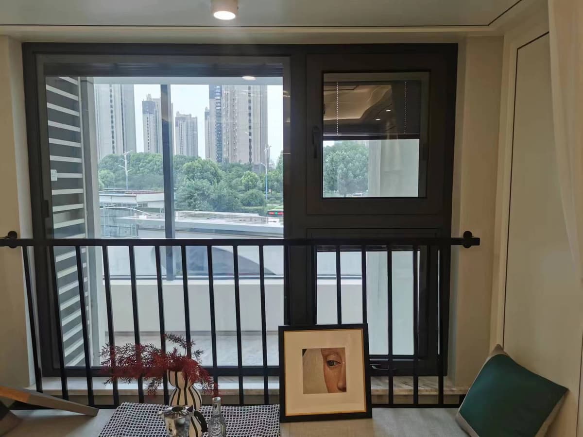 Built-in Louver Insulated Glass - thumbnail 2