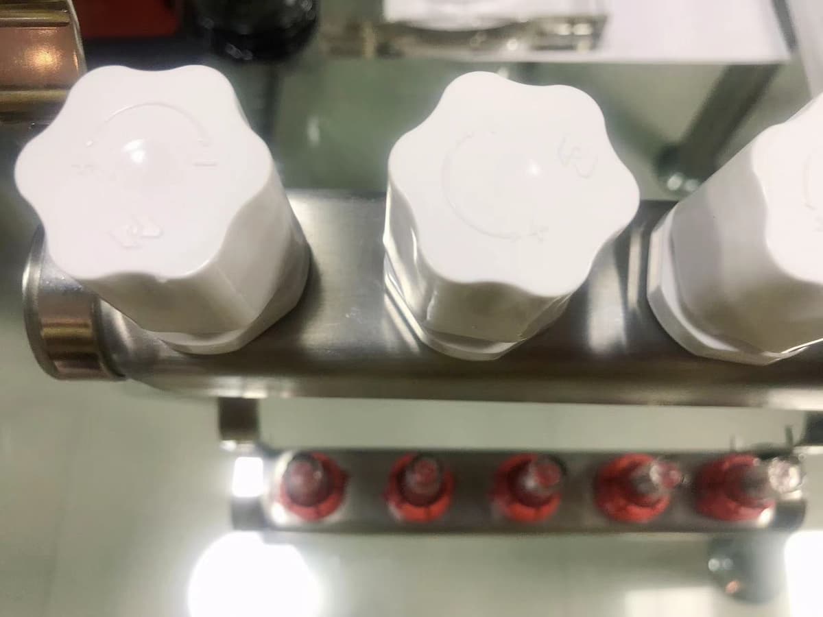 Manifolds HJ.7202-1 - image 1