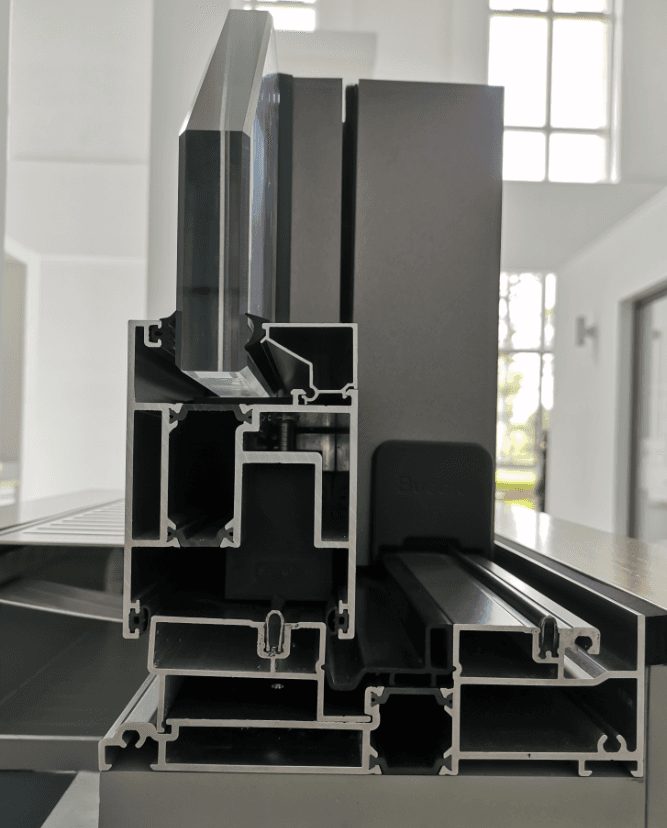 System Doors & Windows ASD70L